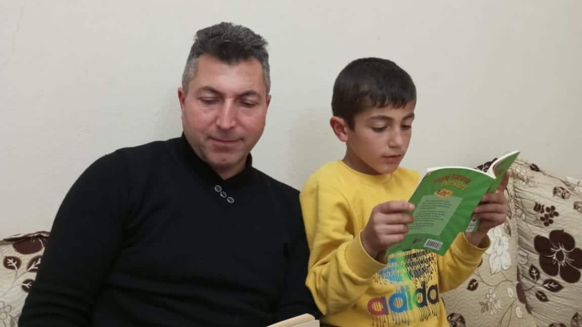 Abad Kapsamında Ailemle Okuyorum 